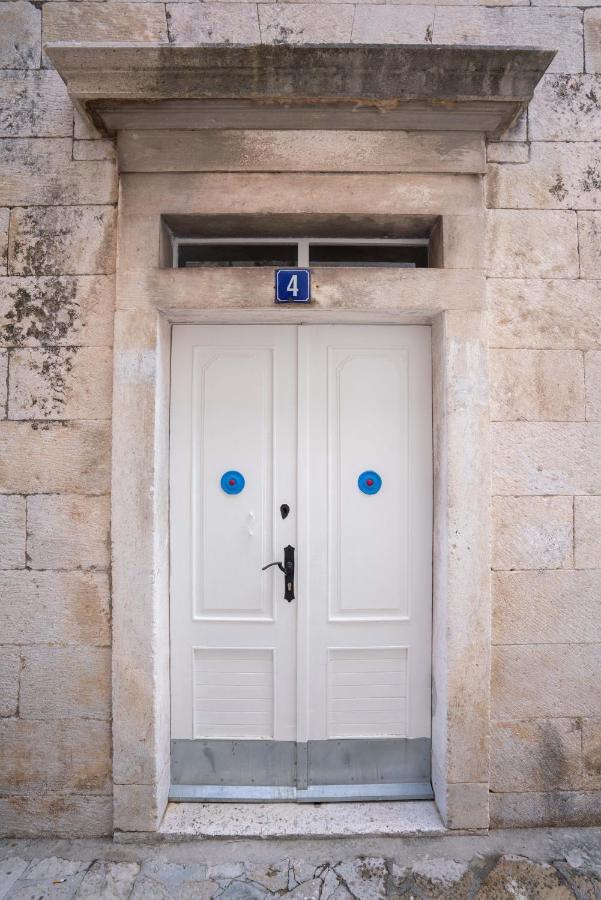 Old Town - Square Apartamento Makarska